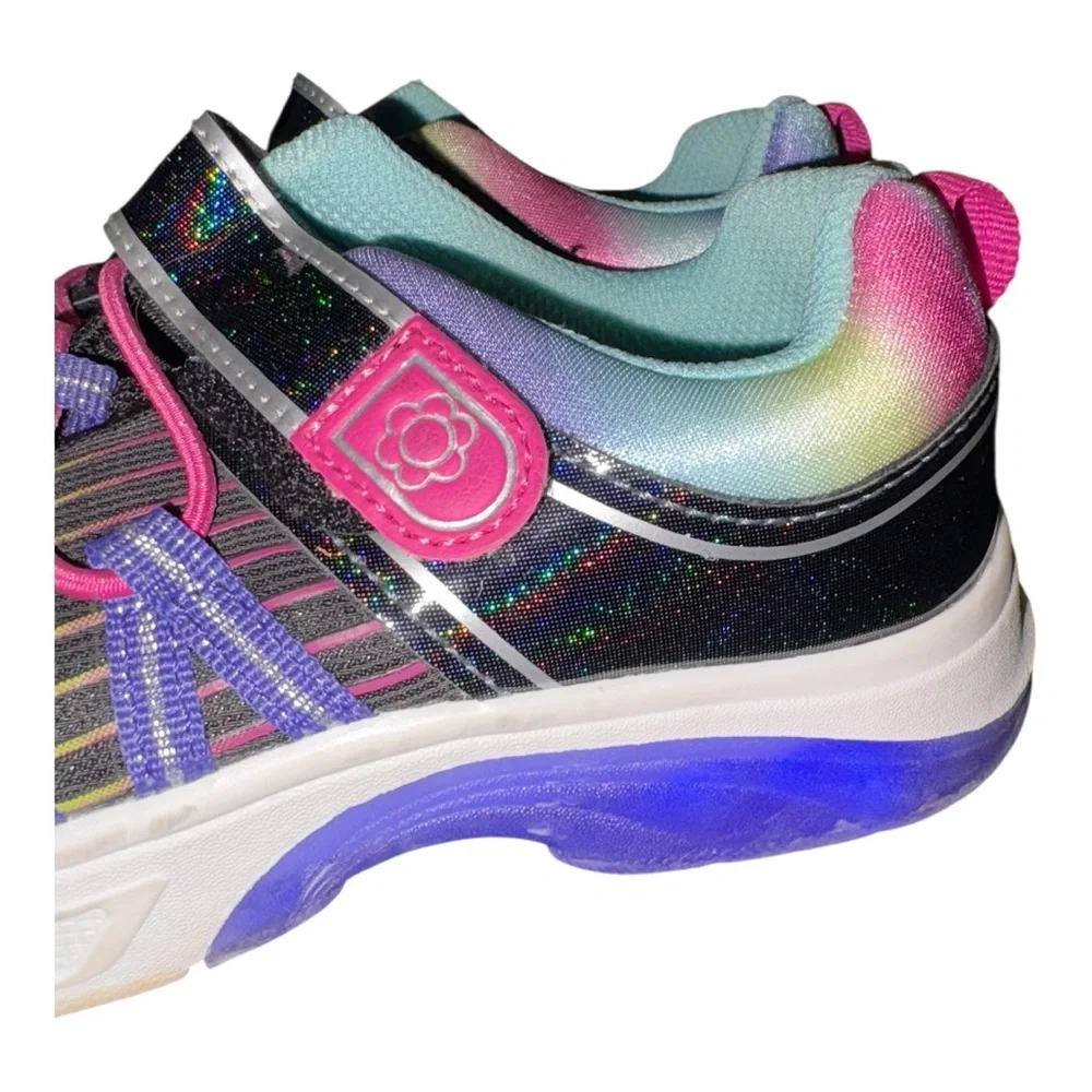 Black Rainbow Sneakers they light when you step – Girls Size  12 SH9